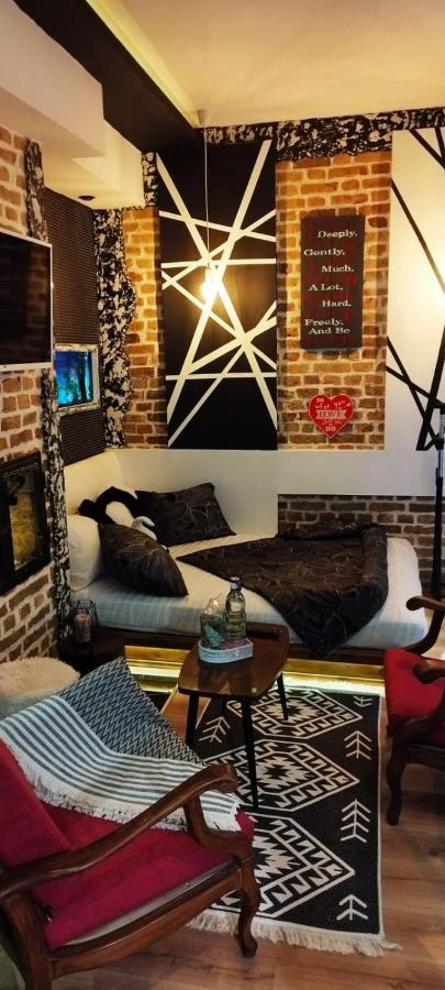 Studio Apartman Black & White Centar Sarajevo Free Parking Ngoại thất bức ảnh